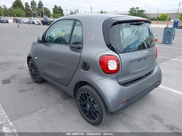 2018 Smart Fortwo, VIN: WMEFJ9BA1JK265082