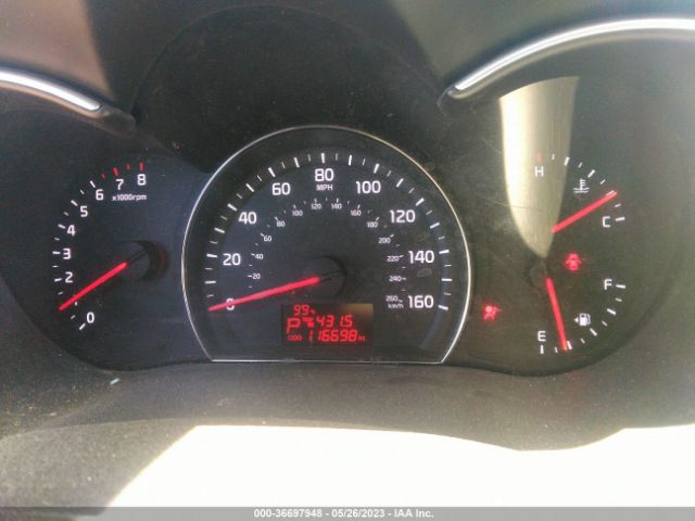 5XYKT4A71EG532930 KIA SORENTO LX