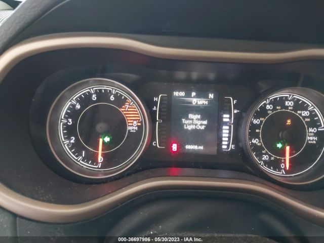 1C4PJMCX9JD529744 Jeep Cherokee Latitude