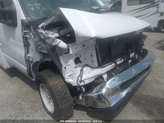 2019 Ford E-350, VIN: 1FDWE3F66KDC04138