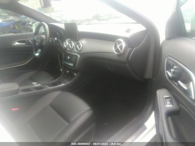 WDCTG4EB3KJ577669 Mercedes-Benz Gla Gla 250