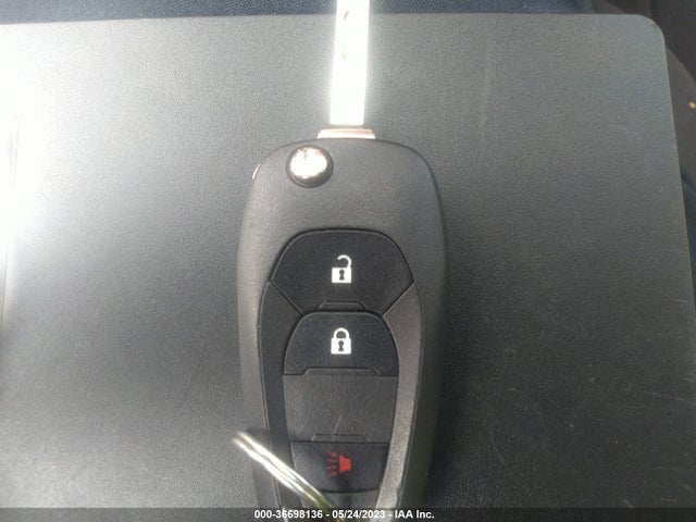 Chevrolet TRAX LS 2019 3GNCJKSB4KL252075 Image 3