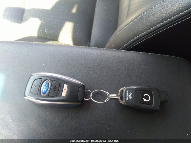 4S3BNAN68H3065590 Subaru Legacy Limited