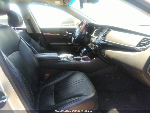 2017 Kia K900, VIN: KNALW4D49H6034508