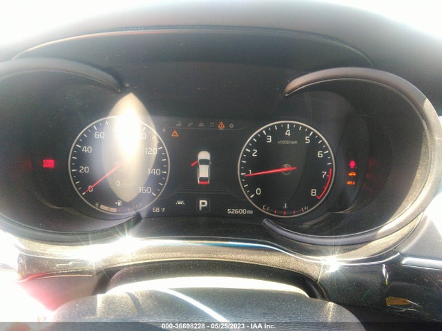 2017 Kia K900, VIN: KNALW4D49H6034508