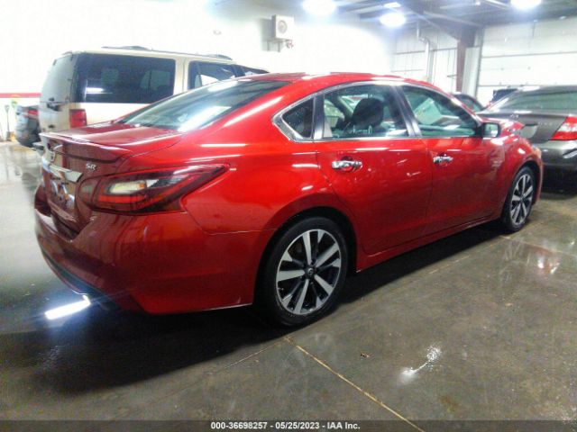1N4AL3AP0JC114269 Nissan Altima 2.5 Sr