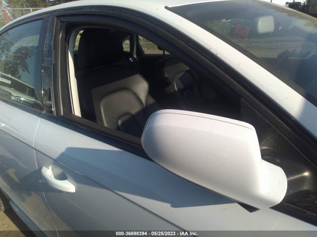 WAUFFAFL5EN036144 Audi A4 Premium Plus