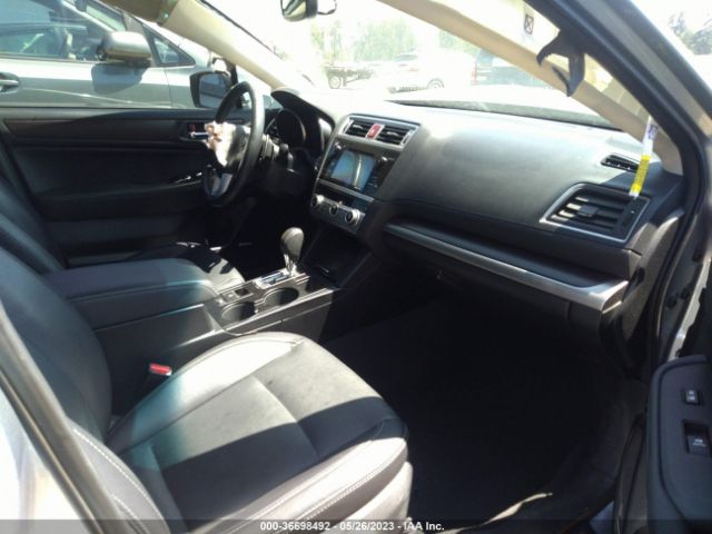 4S3BNAK63H3068207 Subaru Legacy Limited