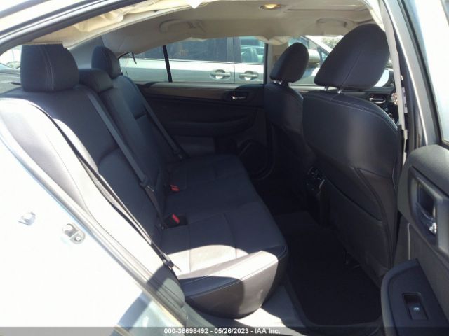 4S3BNAK63H3068207 Subaru Legacy Limited