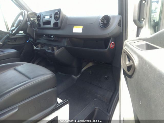 WDZPF1CDXKP083769 Mercedes-Benz Sprinter 2500 High Roof V6