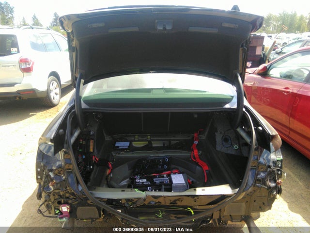WAUBBAF47NN009868 Audi A4 Sedan Premium Plus