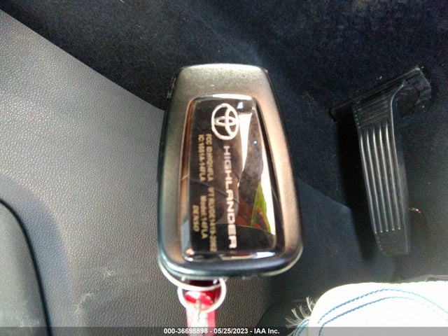 2023 Toyota Highlander, VIN: 5TDABRCH4PS571261