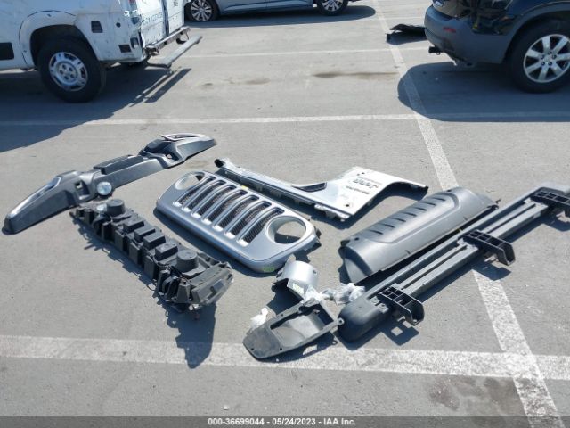 1C4HJXEN6LW168949 Jeep Wrangler Unlimited Sahara