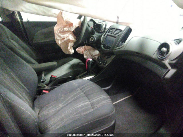 Chevrolet SONIC LT 2016 1G1JC5SH0G4137544 Image 5