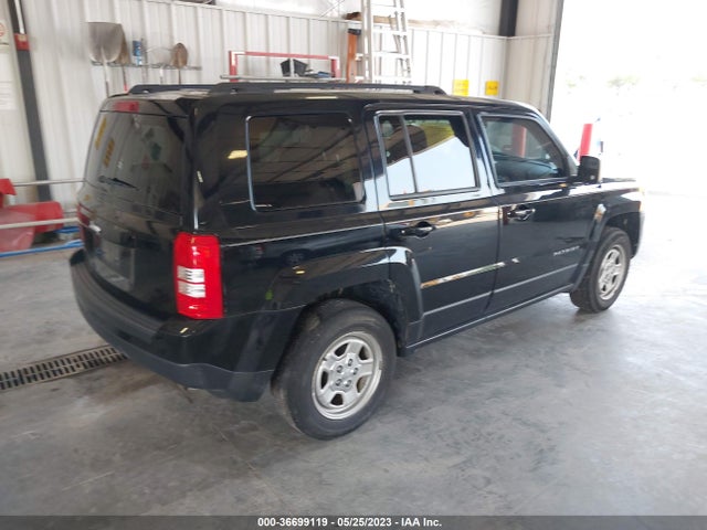 1C4NJPBA0FD226638 Jeep Patriot Sport