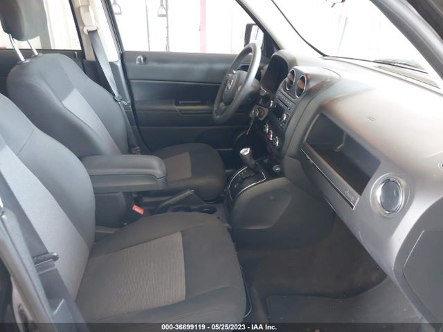 1C4NJPBA0FD226638 Jeep Patriot Sport