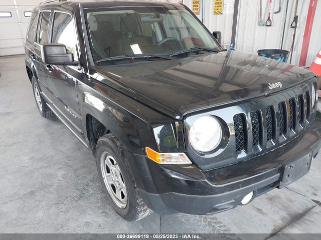 1C4NJPBA0FD226638 Jeep Patriot Sport