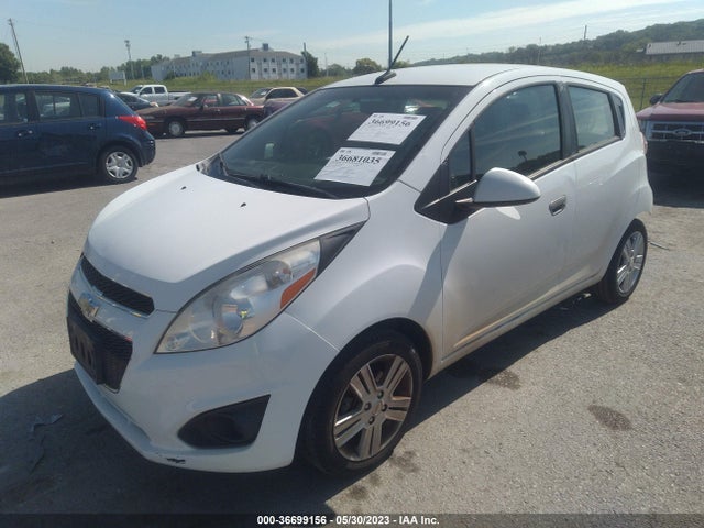 Chevrolet SPARK LS 2015 KL8CB6S94FC492391 Image 2