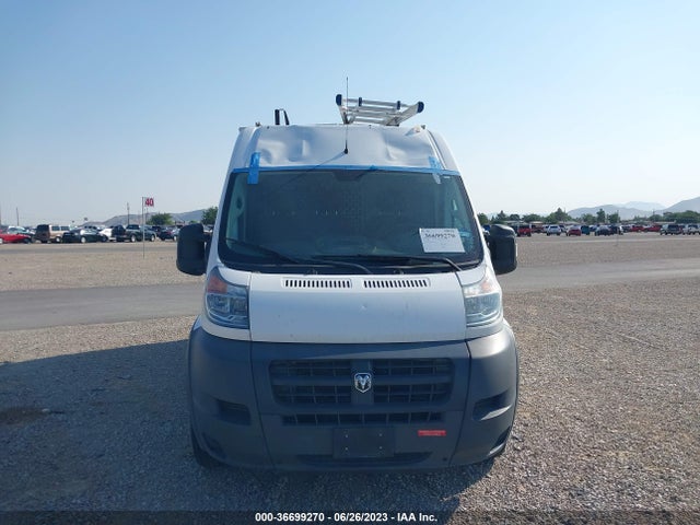 3C6TRVDG2JE151610 RAM Promaster Cargo Van