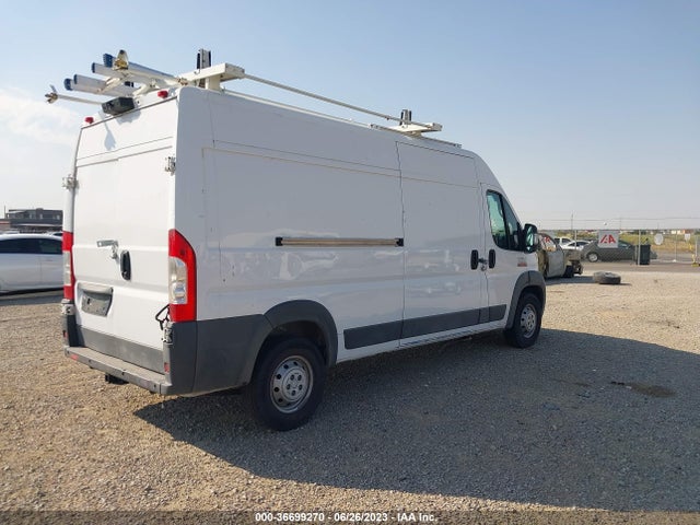 3C6TRVDG2JE151610 RAM Promaster Cargo Van