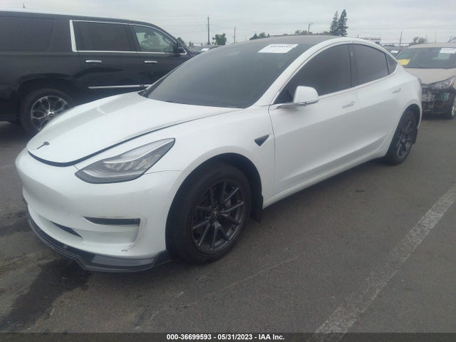 Tesla Model 3 Range Battery 2018 5YJ3E1EAXJF005683 Image 2