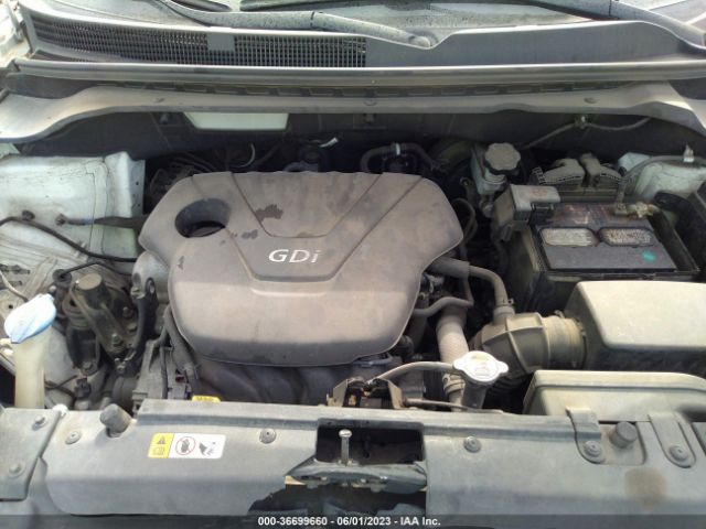 KNDJN2A2XF7163966 KIA Soul Base