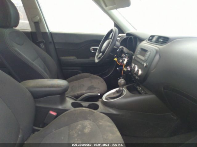 KNDJN2A2XF7163966 KIA Soul Base