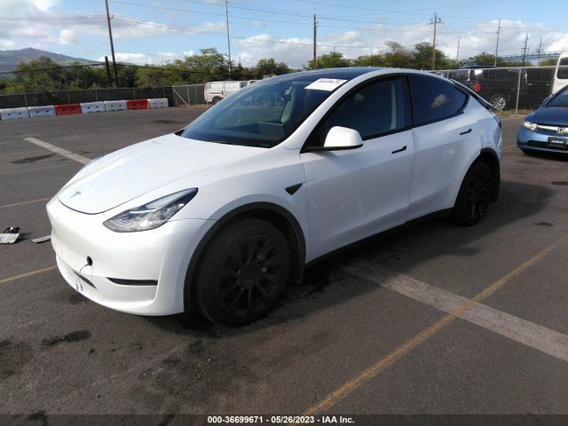 Tesla Model Y Long Range 2022 7SAYGDEE6NF575189 Image 2