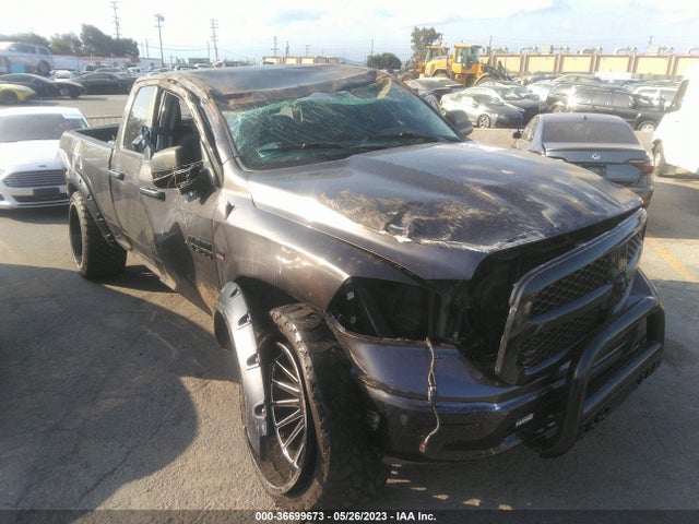 1C6RR6GT2FS569579 RAM 1500 Slt