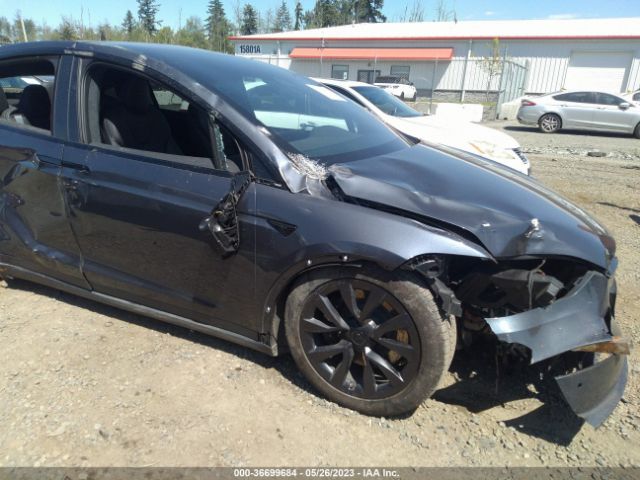 7SAXCAE57NF360426 Tesla MODEL X