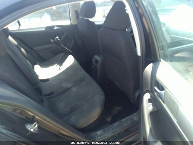 3VWD17AJ7FM262583 Volkswagen Jetta 1.8t Se
