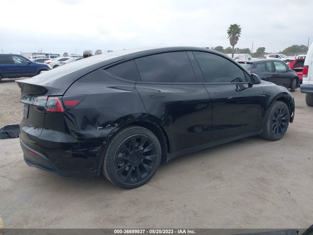 5YJYGDEE5MF218047 Tesla Model Y Long Range