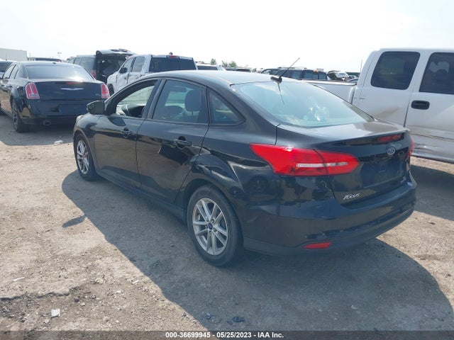 Ford FOCUS SE 2015 1FADP3F22FL261196 Image 3