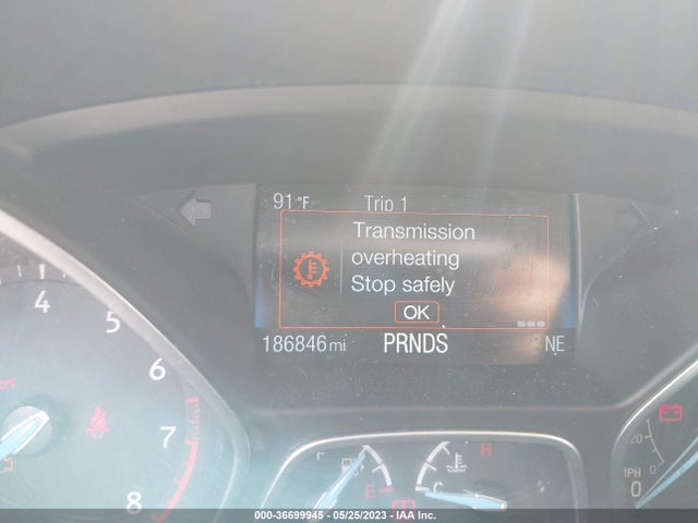 2015 FORD FOCUS SE VIN: 1FADP3F22FL261196