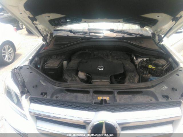 2015 MERCEDES-BENZ GL-CLASS 4JGDF6EE1FA490762 Photo 9