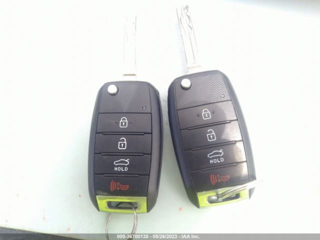 KNAGM4A70F5622628 KIA Optima Lx