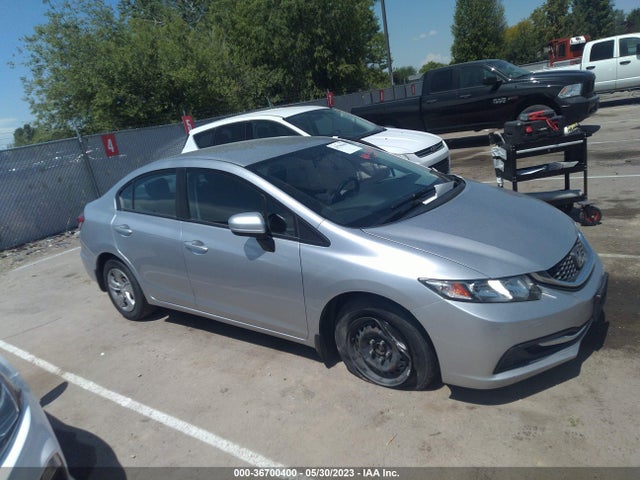 2015 19XFB2F57FE205916 main image