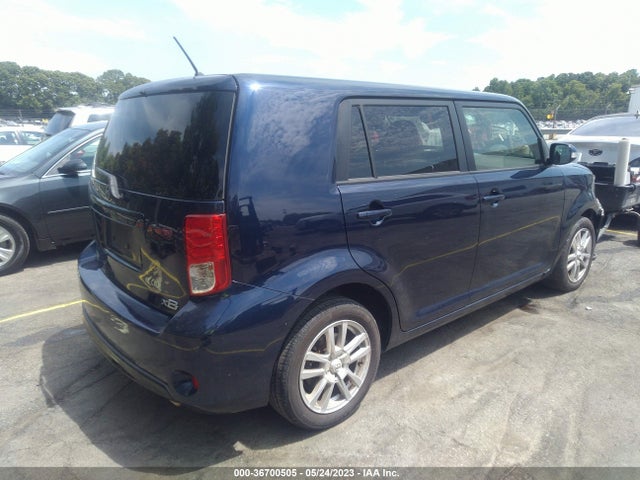 2015 SCION XB VIN: JTLZE4FE1FJ072285