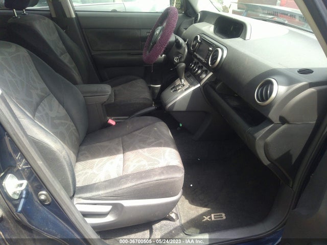 2015 SCION XB VIN: JTLZE4FE1FJ072285