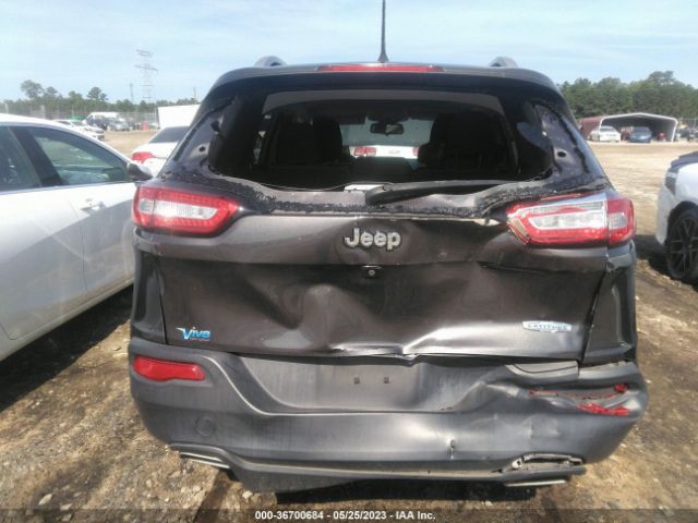 1C4PJLCS1GW363666 Jeep Cherokee Latitude