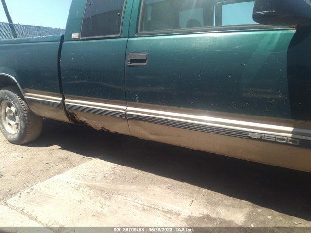 1997 CHEVROLET C/K 1500 VIN: 1GCEC19R1VE176067
