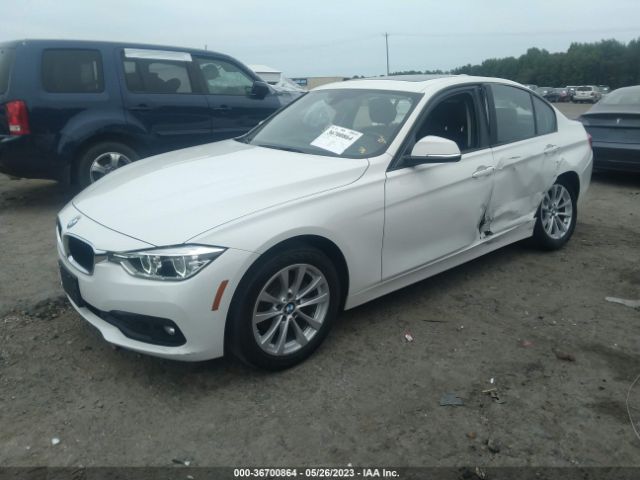 WBA8A9C50JAH13052 BMW 3 Series 320i