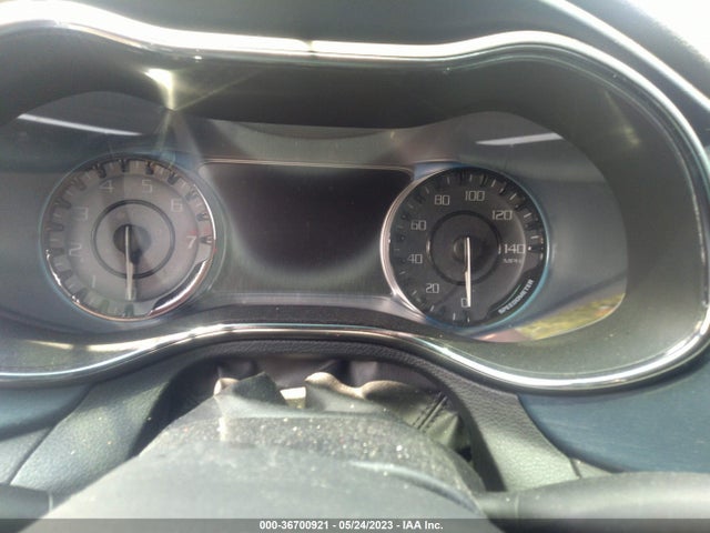 1C3CCCDG8GN163333 Chrysler 200 S