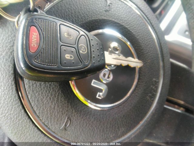 1C4NJCEB9ED684562 Jeep Compass Latitude