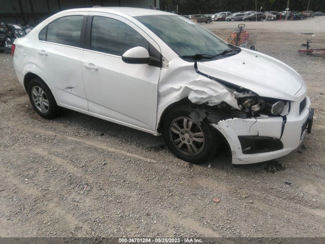 Chevrolet Sonic Lt Auto 2015 1G1JC5SB6F4116921 Image 6