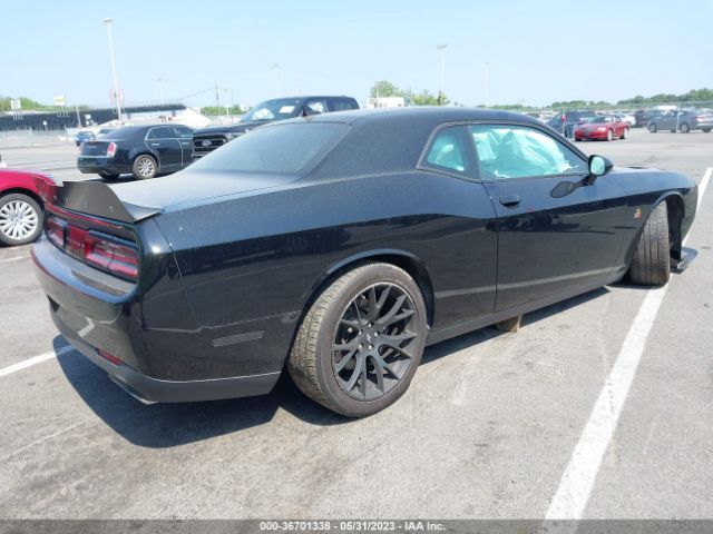 2C3CDZFJ2KH596379 Dodge Challenger R/t Scat Pack