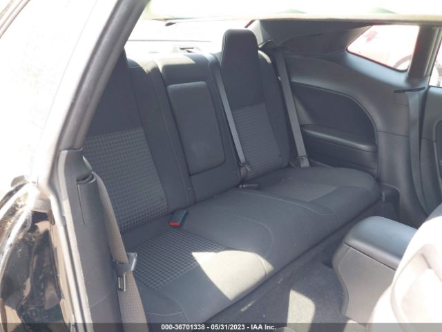 2C3CDZFJ2KH596379 Dodge Challenger R/t Scat Pack