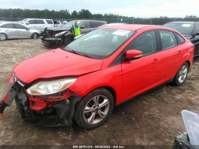 Ford FOCUS SE 2014 1FADP3F21EL104287 Image 2
