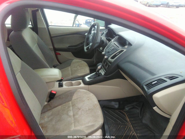 Ford FOCUS SE 2014 1FADP3F21EL104287 Image 6