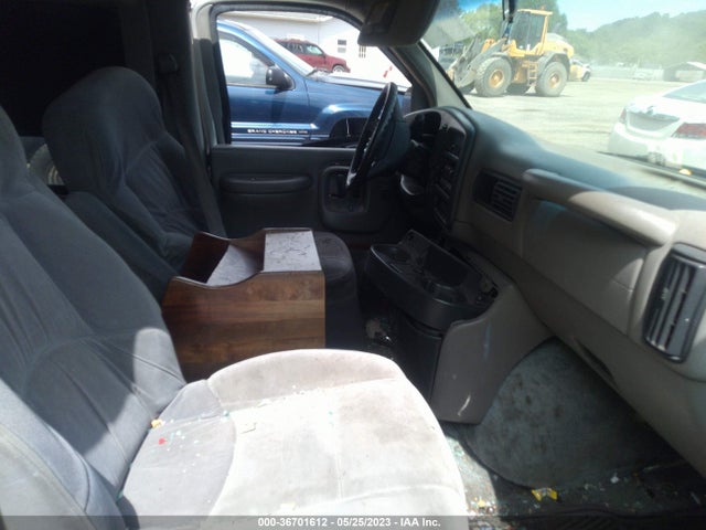 2000 GMC SAVANA CARGO VAN RV CONVERSION VIN: 1GDFG15M9Y1179129
